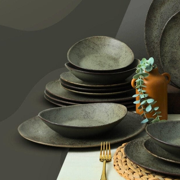 Stoneware Yemek Takımları: Dayanıklı ve Şık Aksesuarlar
