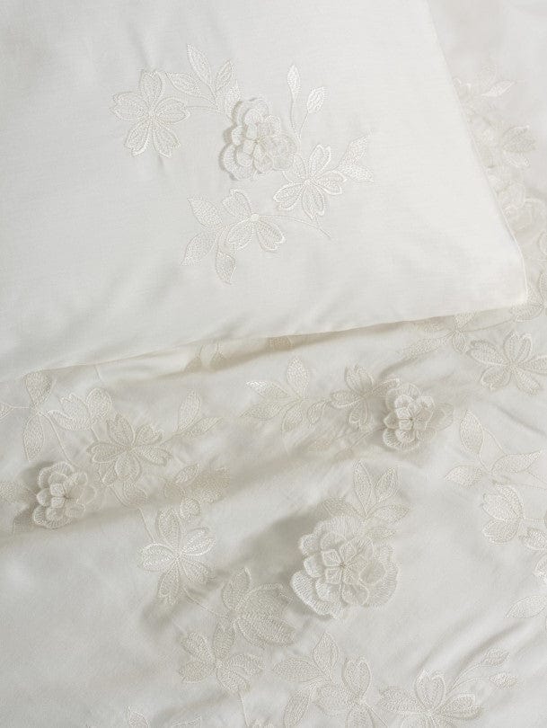 3 D Nakışlı çift Kişilik Saten Nevresim Takımı Chic Ekru Bonvagon