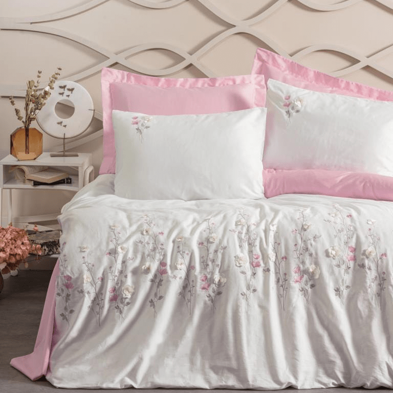 3D Nakışlı Çift Kişilik Saten Nevresim Takımı Jolie Pembe Bonvagon