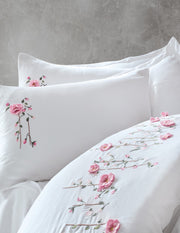 3D Nakışlı Çift Kişilik Saten Nevresim Takımı Perla Beyaz Bonvagon