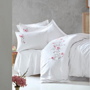 3D Nakışlı Çift Kişilik Saten Nevresim Takımı Perla Beyaz Bonvagon