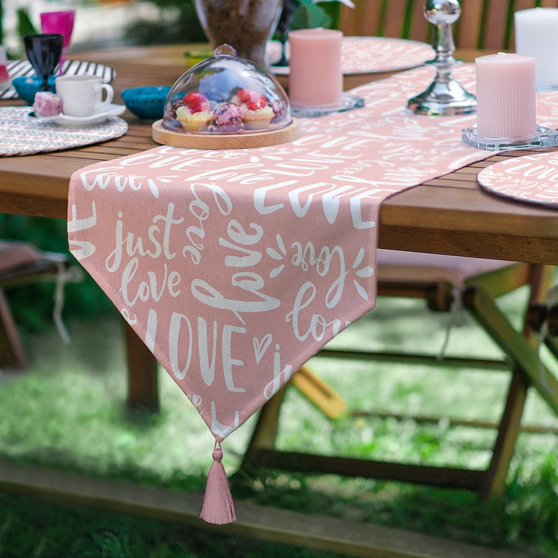 6+1'li Çizgili Kalp Tasarımlı Pembe Aşk Temalı Supla Runner Seti Bonvagon