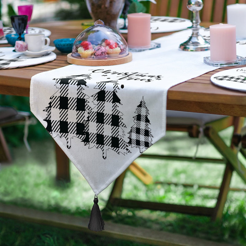 6+1 Siyah Beyaz Ekose Motifli Christmas Temalı Modern Püsküllü Runner ve Yuvarlak Servis Altlığı & Supla Seti Bonvagon