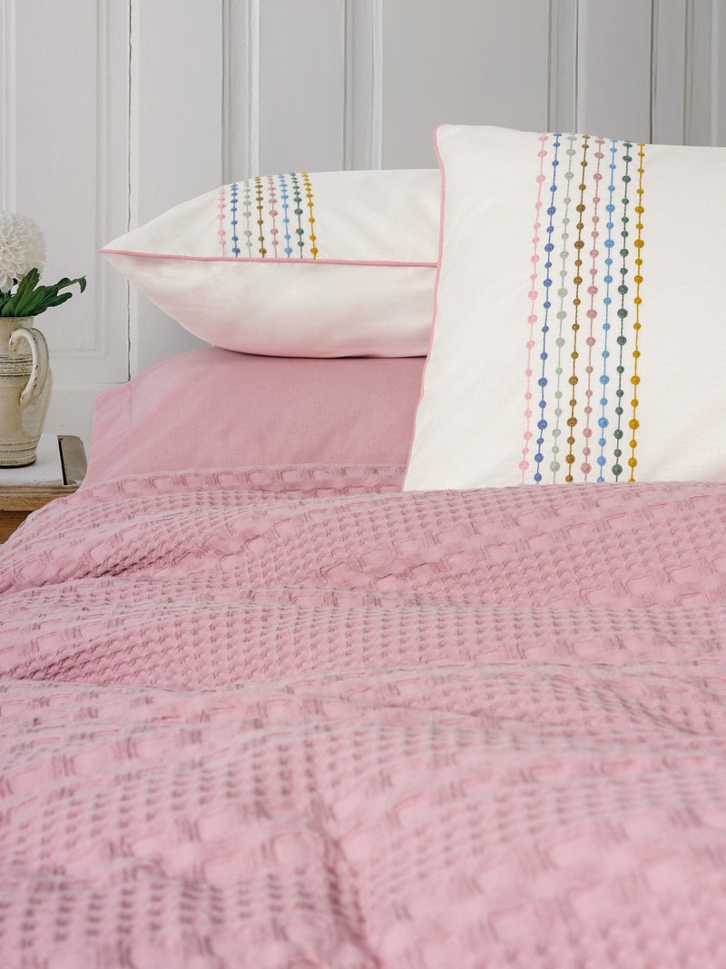 Aura Çift Kişilik Pike Takımı Pebble Pembe Lastikli Çarşaf