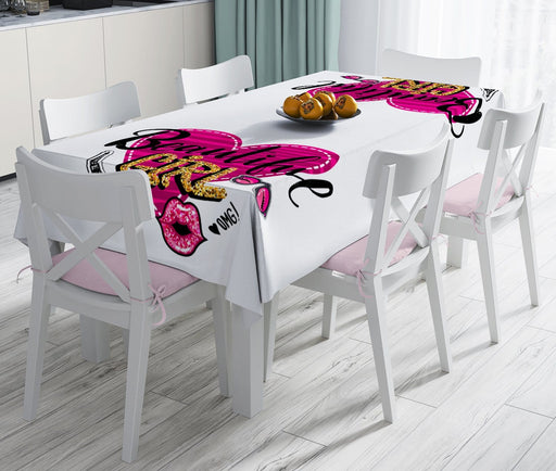 Beautiful Girl Tasarımlı Popart Dekoratif Leke Tutmaz Masa Örtüsü Bonvagon