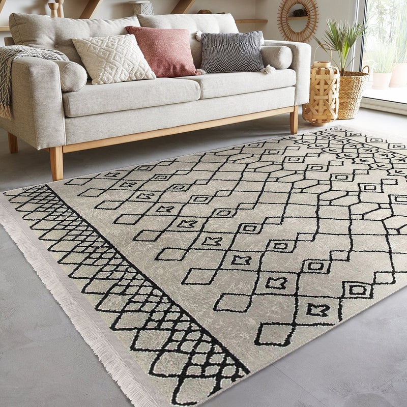 Bej - Siyah Boho Motifli Etnik Desenli Etnik Geometrik Dijital Baskılı Makinede Yıkanabilir Saçaklı Halı