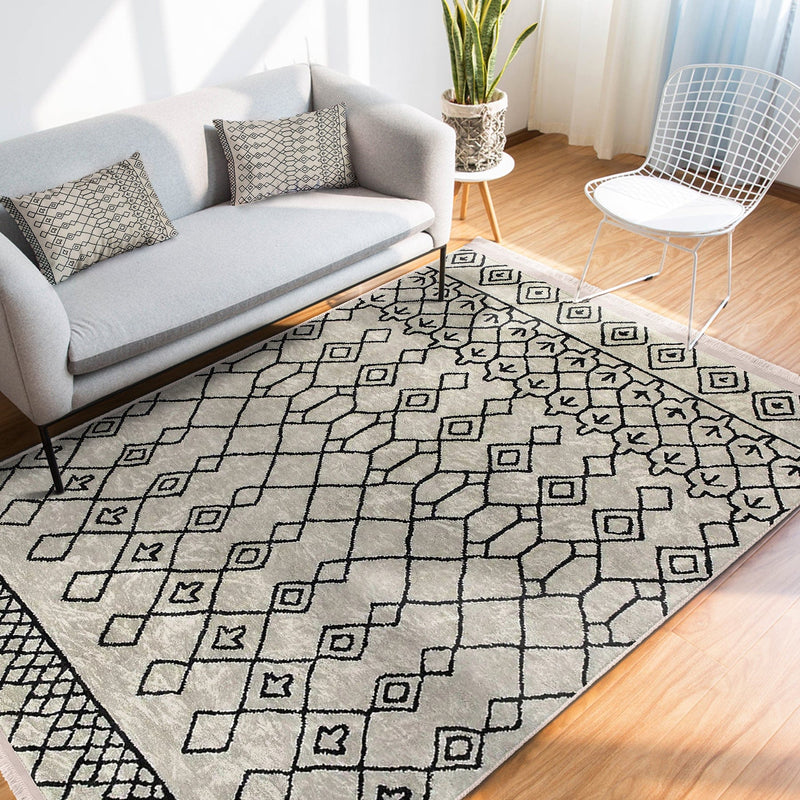 Bej - Siyah Boho Motifli Etnik Desenli Etnik Geometrik Dijital Baskılı Makinede Yıkanabilir Saçaklı Halı