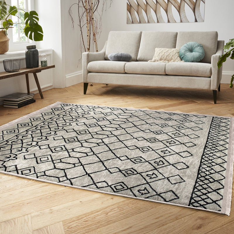Bej - Siyah Boho Motifli Etnik Desenli Etnik Geometrik Dijital Baskılı Makinede Yıkanabilir Saçaklı Halı