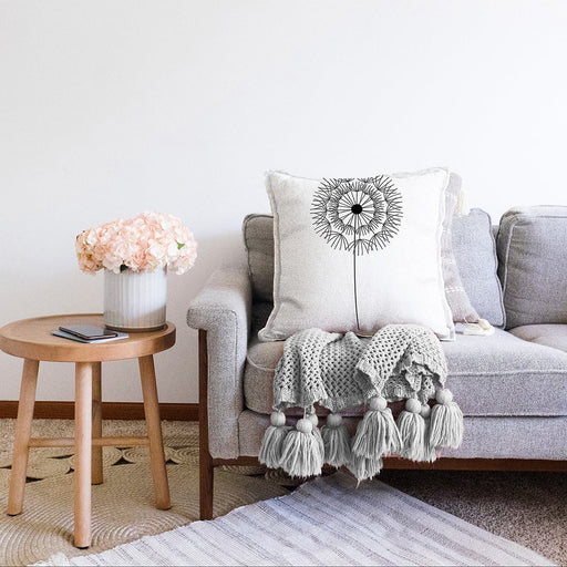 Beyaz Zeminde Onedraw Çizimli Çiçek Dijital Baskılı Modern Raşel Kadife Yastık Kırlent Kılıfı Bonvagon