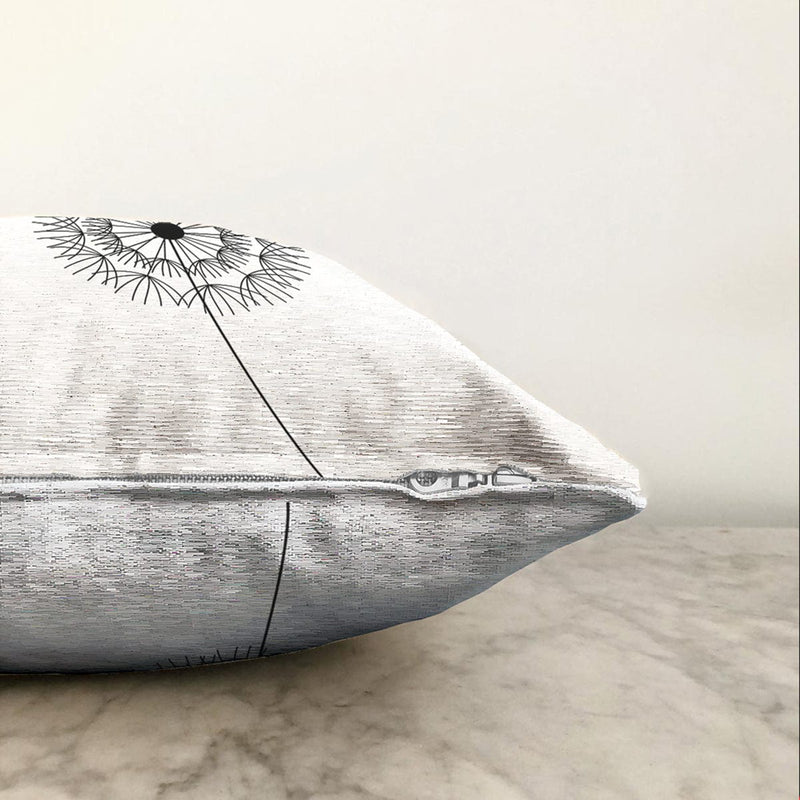 Beyaz Zeminde Onedraw Çizimli Çiçek Dijital Baskılı Modern Raşel Kadife Yastık Kırlent Kılıfı Bonvagon