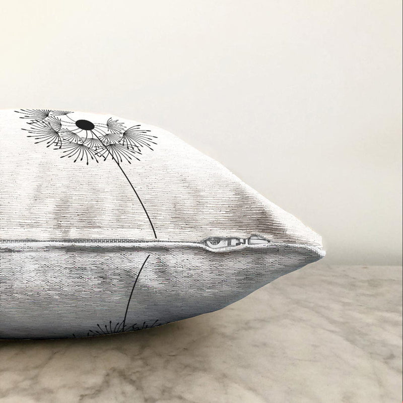 Beyaz Zeminde Onedraw Çizimli Çiçek Dijital Baskılı Modern Raşel Kadife Yastık Kırlent Kılıfı Bonvagon