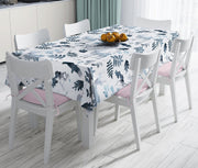 Beyaz Zeminli Geyik ve Yaprak Motifleri Dijital Baskılı Leke Tutmaz Masa Örtüsü Bonvagon