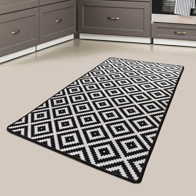 Black White Dijital Baskılı Halı, Kaymaz Taban, Yıkanabilir Bonvagon