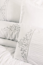 Brode Nakışlı Çift Kişilik Saten Nevresim Takımı Genny 83 Tel %100 Pamuk 4 Adet Yastık Kılıfı Bonvagon