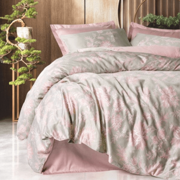 Çift Kişilik Baskılı Saten Nevresim Takımı Betula Pudra 83 Tel %100 Pamuk 4 Adet Yastık Kılıfı