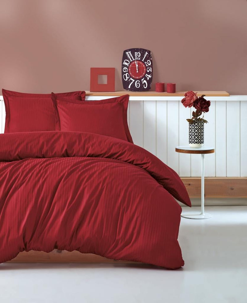 Çift Kişilik Elegant Stripe Saten Nevresim Takımı Bordo 83 Tel %100 Pamuk