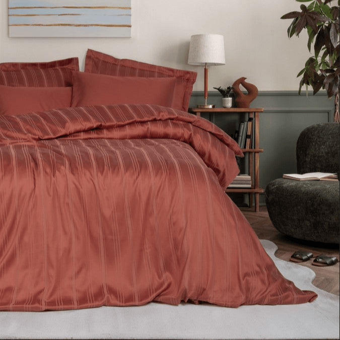 Çift Kişilik Smart Stripe Bambu Saten Nevresim Takımı Kiremit 4 Adet Yastık Kılıfı Bonvagon