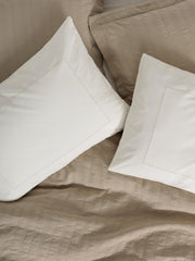 Çift Kişilik Yatak Örtülü Pike Takımı Natura Vilo Bej 4 Adet Yastık Kılıfı Bonvagon