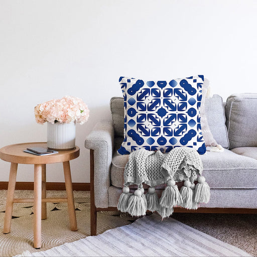 Çini Desenli Mavi Dijital Baskılı Modern Raşel Kadife Yastık Kırlent Kılıfı Bonvagon