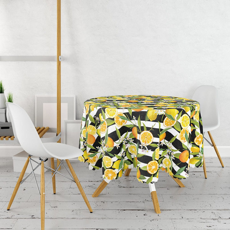 Çizgili Siyah Zeminli Limon Desenli Dekoratif Leke Tutmaz Masa Örtüsü Bonvagon