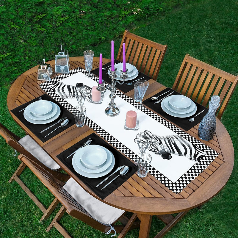 Damalı Çerçeve Motifli Zebra Desenli Dekoratif 1 Adet Runner & 4 Adet Yeşil Renkli Amerikan Servis Bonvagon