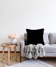 Düz Siyah Renkli Dijital Baskılı Raşel Kadife Yastık Kırlent Kılıfı Bonvagon