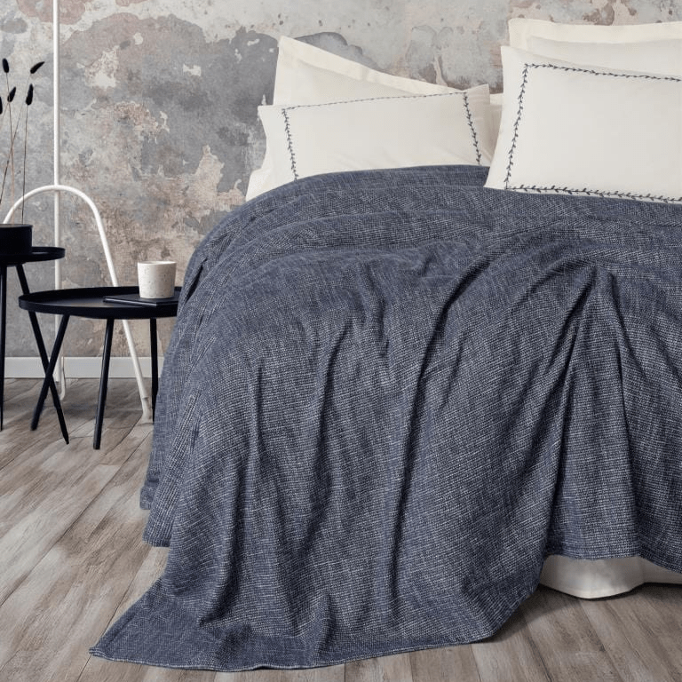 Embrova Şönil Çift Kişilik Yatak örtüsü / Pike Takımı Loom Lacivert 4 Adet Yastık Kılıfı Bonvagon