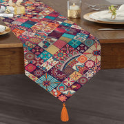 Etnik Geometrik Desenli Özel Tasarım Püsküllü Şönil Üçgen Runner Bonvagon