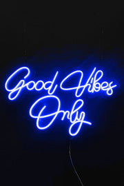 Good Vibes Only Yazılı v3 Neon LED Işıklı Tablo Duvar Dekorasyon