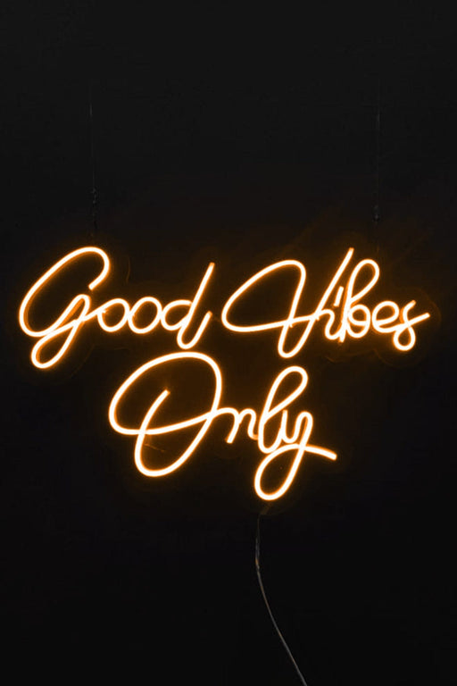 Good Vibes Only Yazılı v3 Neon LED Işıklı Tablo Duvar Dekorasyon