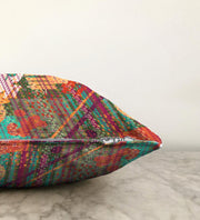 Halı Desenli Dekoratif Raşel Kadife Kırlent Kılıfı Bonvagon