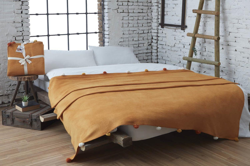 Our House Çift Kişilik Ponponlu Pike Battaniye 200x220 Hardal Bonvagon