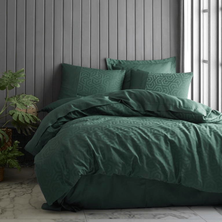 Jakarlı Saten 83 Tel Çift Kişilik Nevresim Takımı Hexa Yeşil 4 adet Yastık Kılıfı Bonvagon