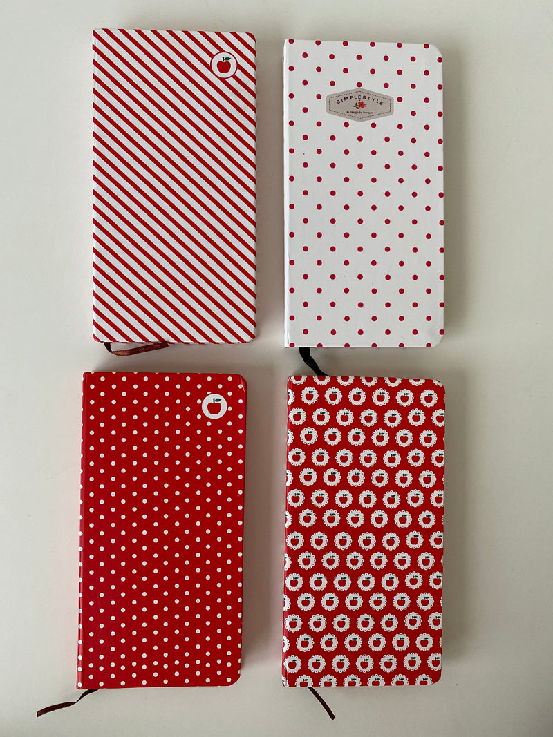 Kalın Kapaklı Kırmızı Çizgili Defter 178x96mm Bonvagon