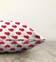 Kalp Desen Dijital Baskılı Raşel Kadife Yastık Kırlent Kılıfı Bonvagon
