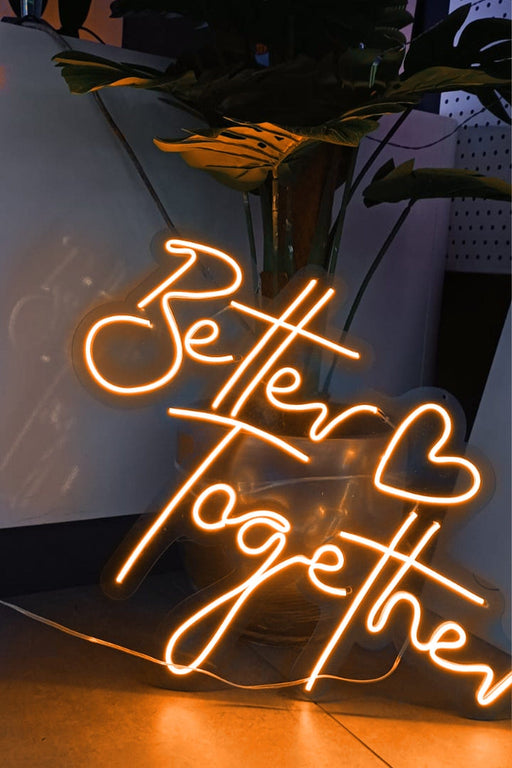 Kalpli Better Together Yazılı Neon Led Işıklı Tablo Düğün ve Kutlama Duvar Dekorasyon Bonvagon