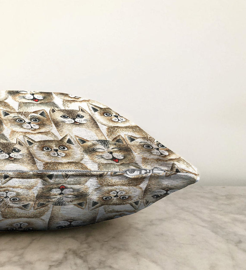 Kedi Desenli Dijital Baskılı Modern Raşel Kadife Kırlent Kılıfı Bonvagon