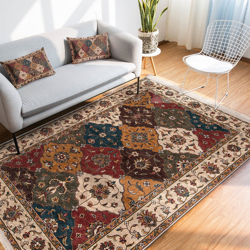Krem - Kırmızı Uşak Motifli Kilim Desenli Avangarde Etnik Dijital Baskılı Makinede Yıkanabilir Saçaklı Halı