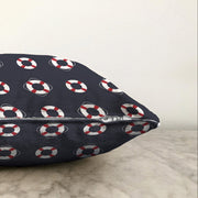 Lacivert Zeminde Denizci Çizimli Dijital Baskılı Modern Raşel Kadife Yastık Kırlent Kılıfı Bonvagon