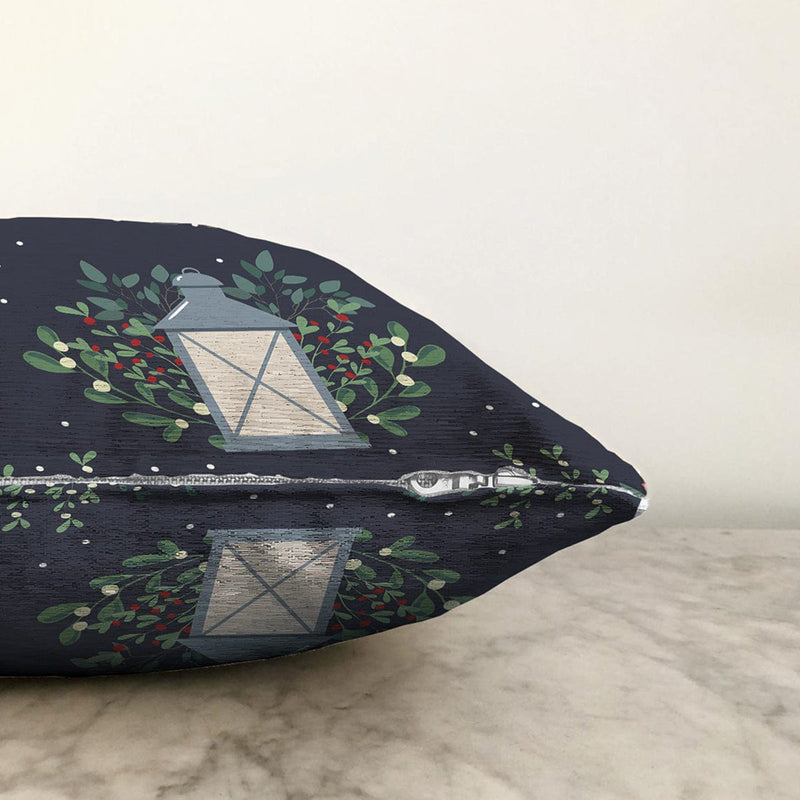 Lacivert Zeminli Özel Tasarımlı Dijital Baskılı Dekoratif Raşel Kadife Yastık Kırlent Kılıfı Bonvagon