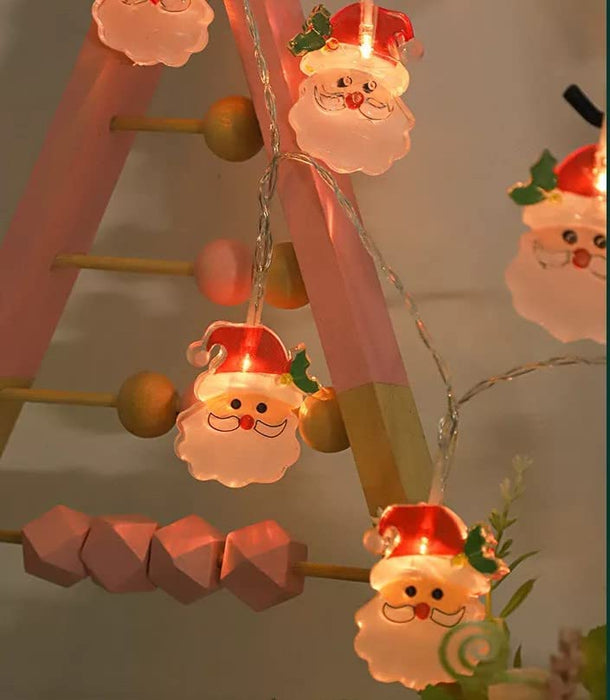 Minik Noel Baba Figürlü 1.5m. Pilli Led Işık Bonvagon