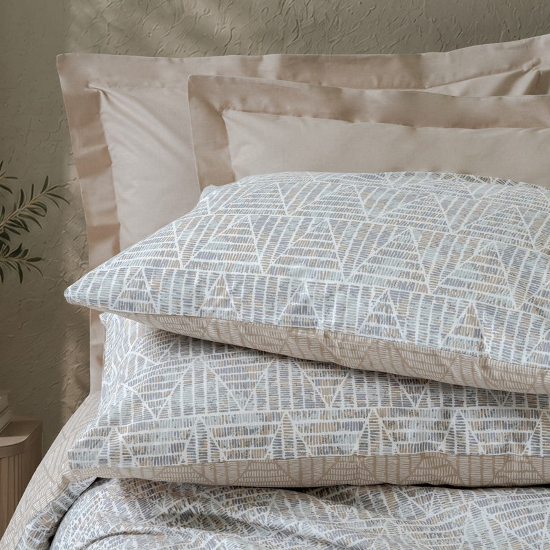 Minimal Çift Kişilik Ranforce Nevresim Takımı Loom Bej Lastikli Çarşaf 57 Tel %100 Pamuk