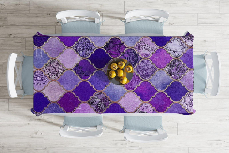 Mor Renkli Ogea Desenli Özel Tasarım Dekoratif Leke Tutmaz Masa Örtüsü Bonvagon