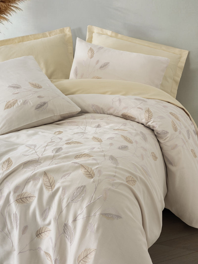 Nakışlı Saten Çift Kişilik Nevresim Takımı Blade Bej Bonvagon