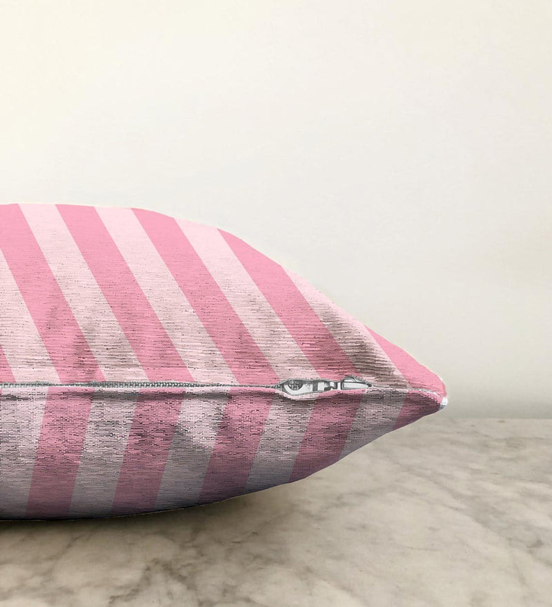 Pembe Renklerin Uyumu Modern Tasarımlı Dekoratif Raşel Kadife Yastık Kırlent Kılıfı Bonvagon