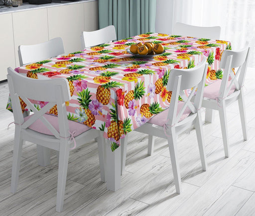 Pembe Zeminli Ananaslar Özel Tasarım Leke Tutmaz Masa Örtüsü Bonvagon