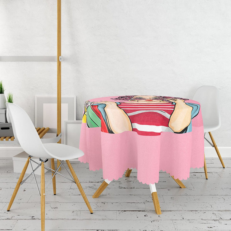 Pembe Zeminli Popart Desenli Dekoratif Leke Tutmaz Masa Örtüsü Bonvagon