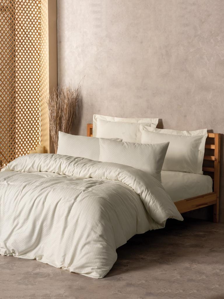 Plaid Çift Kişilik Nevresim Takımı  Krem Ranforce 57 Tel %100 Pamuk