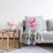 Rengarenk Zeminli Ortanca Çiçek Desenli Dijital Baskılı Modern Raşel Kadife Yastık Kırlent Kılıfı Bonvagon