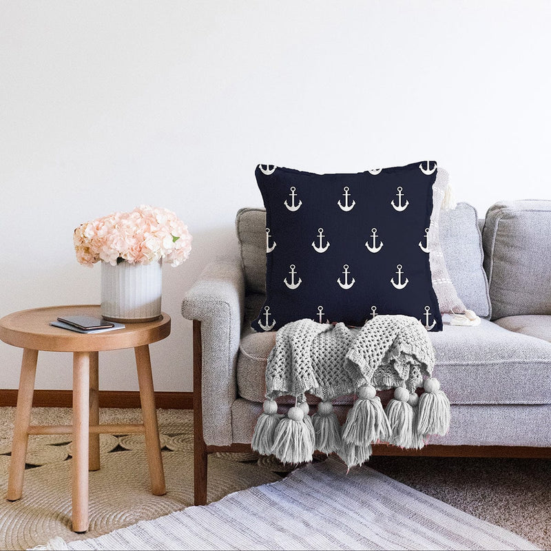 Renkli Zemin Üzerinde Çapa Desenli Dijital Baskılı Modern Raşel Kadife Yastık Kırlent Kılıfı Bonvagon